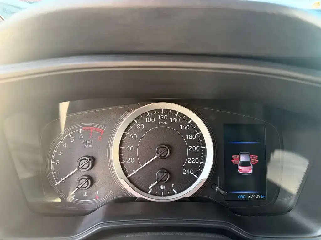 Toyota Levin 2022 из CN, фото 6