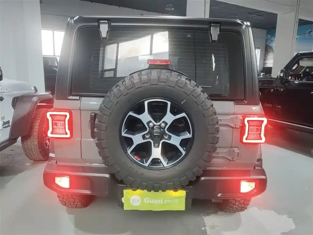 Jeep Wrangler 2022 из CN, фото 6