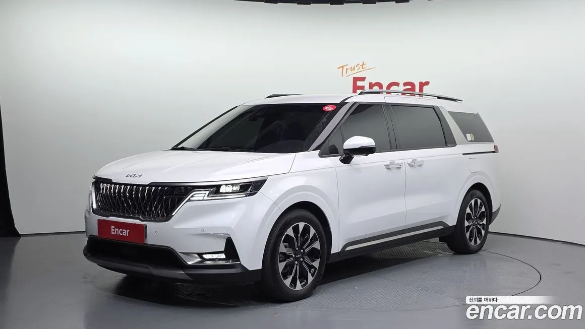 Kia Carnival 2023 из KR, фото 1