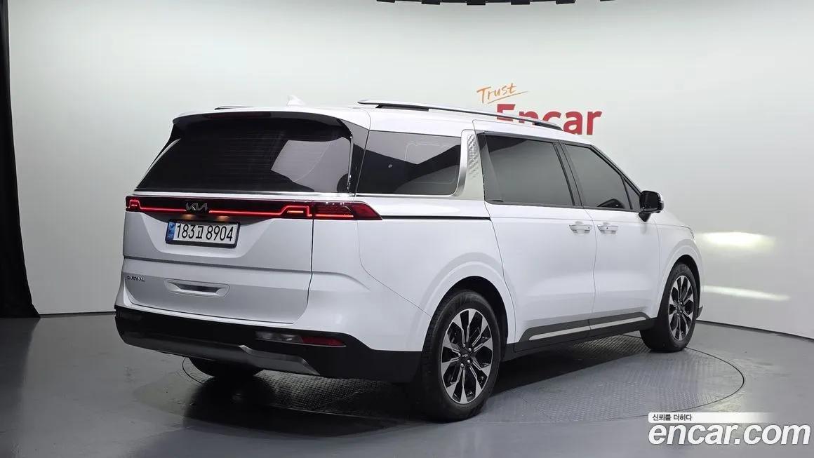 Kia Carnival 2023 из KR, фото 2