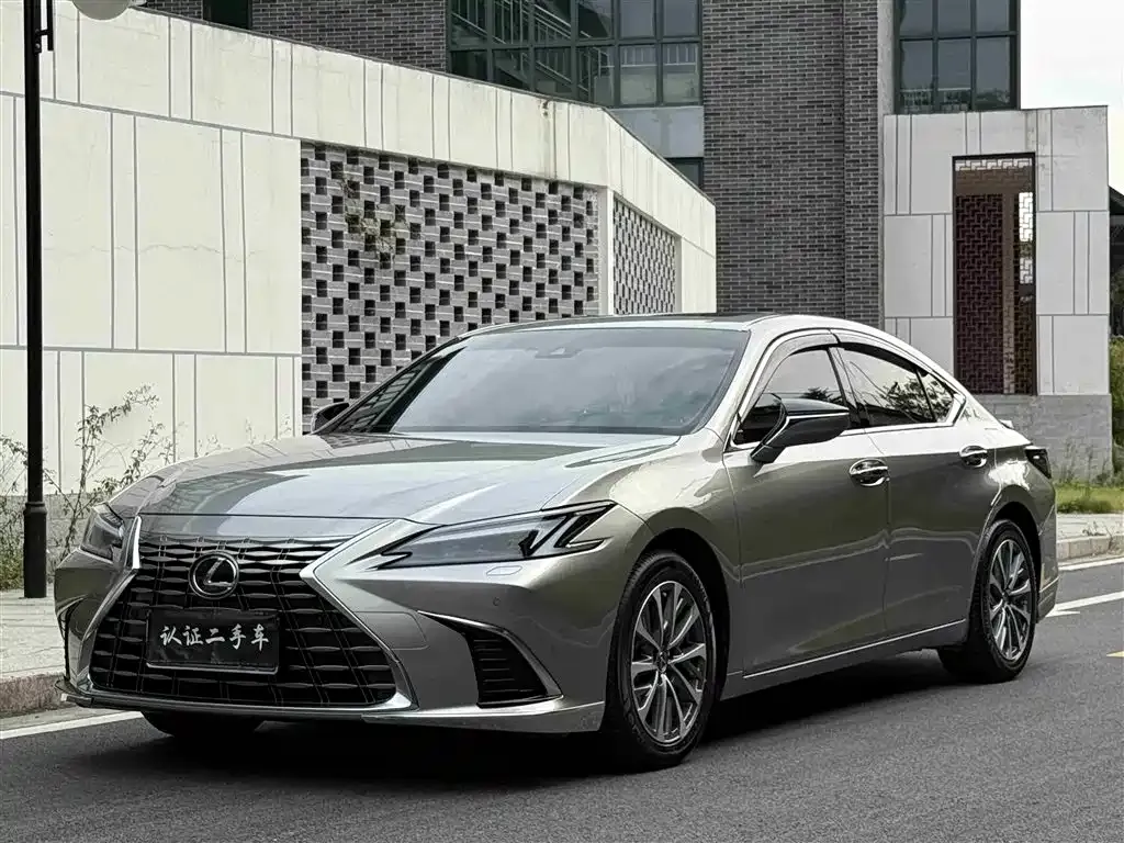 Lexus ES 2025 из CN, фото 1