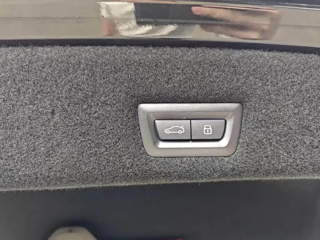 BMW 7 Series 2023 из CN, фото 8