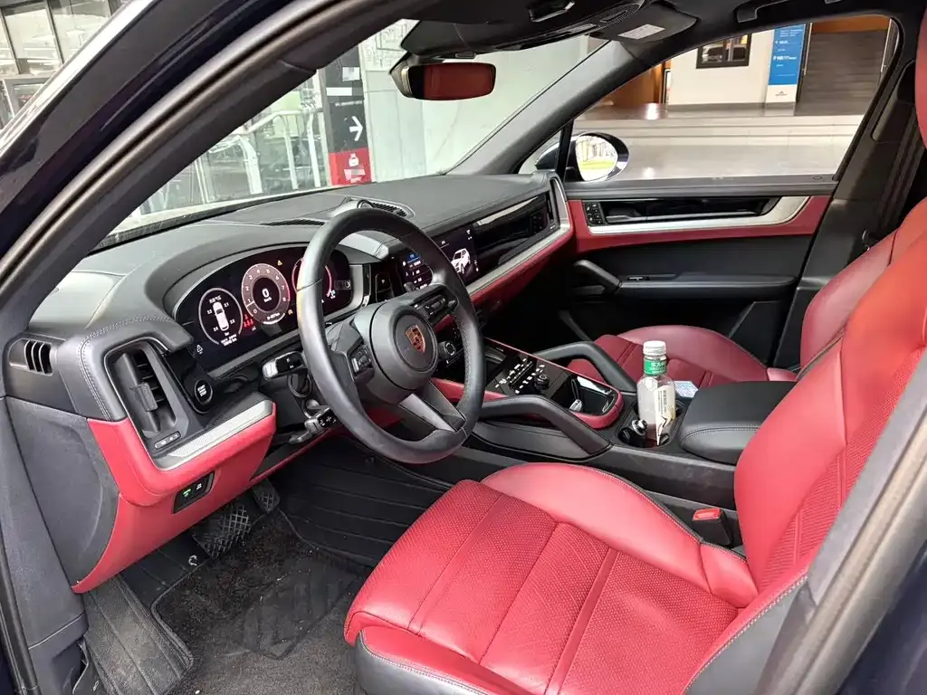 Porsche Cayenne 2024 из CN, фото 2