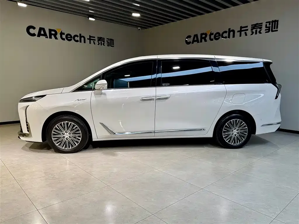 Buick GL8 Hybrid 2025 из CN, фото 7