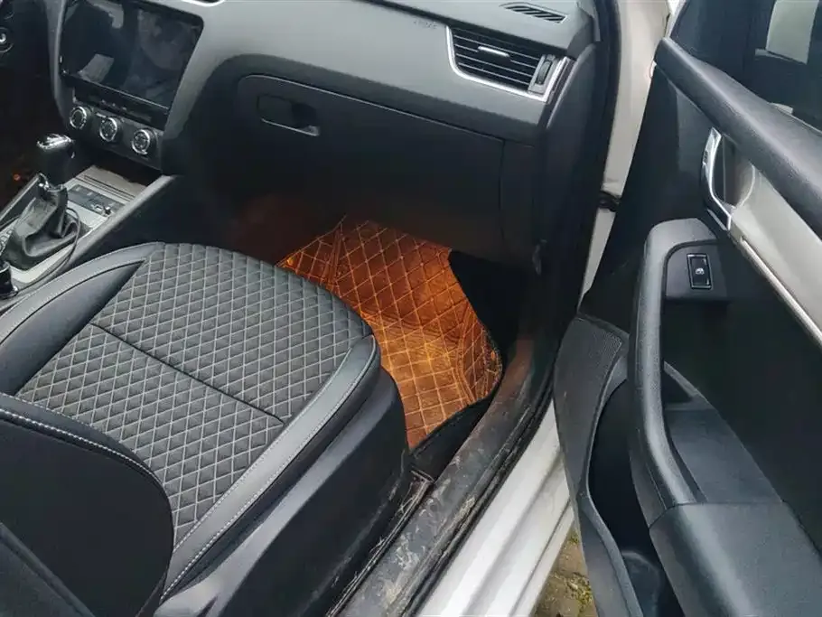 Skoda Octavia 2021 из CN, фото 8