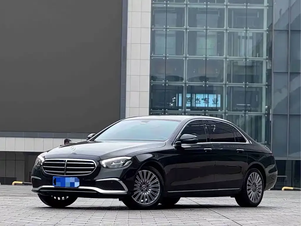 Mercedes-Benz E-Class 2023 из CN, фото 1