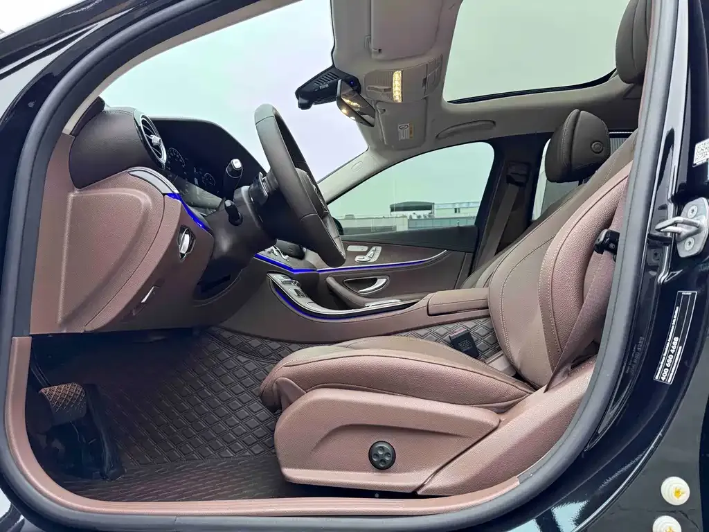 Mercedes-Benz E-Class 2023 из CN, фото 6