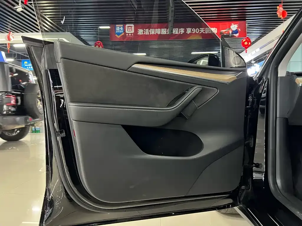 Tesla Model Y 2022 из CN, фото 4
