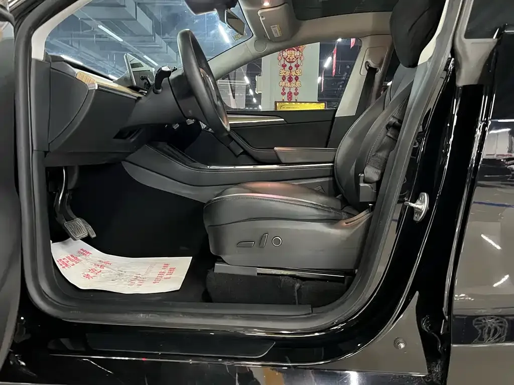 Tesla Model Y 2022 из CN, фото 5