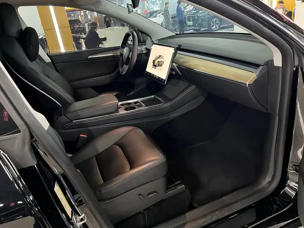 Tesla Model Y 2022 из CN, фото 7