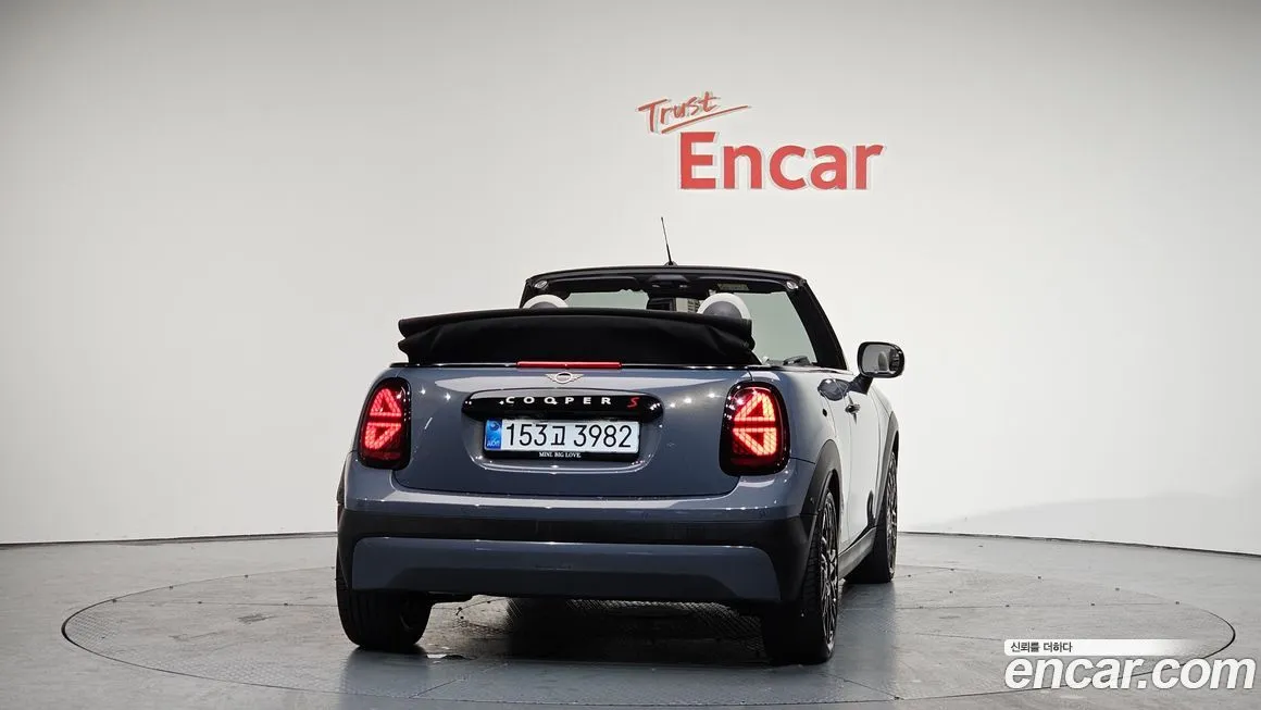 Mini Cooper Convertible 2025 из KR, фото 4