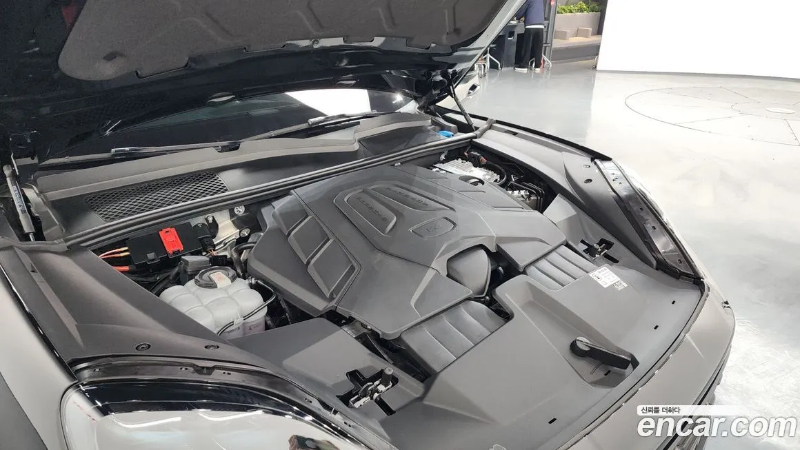Porsche Cayenne 2024 из KR, фото 6