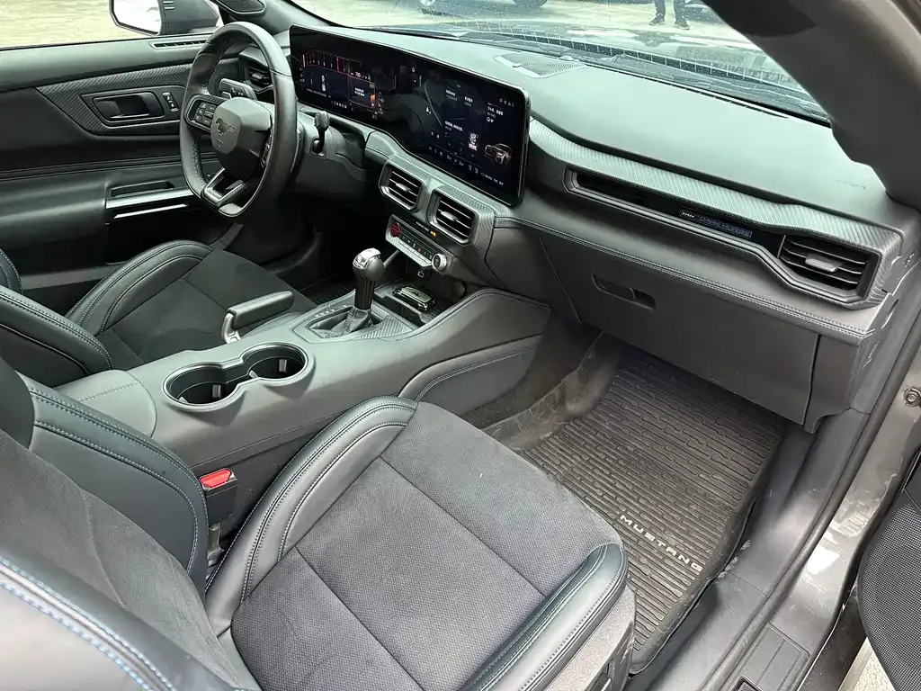 Ford Mustang 2024 из CN, фото 5