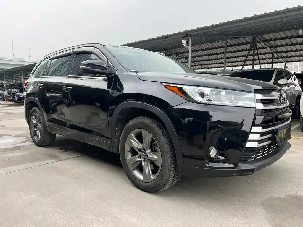 Toyota Highlander 2022 из CN, фото 1