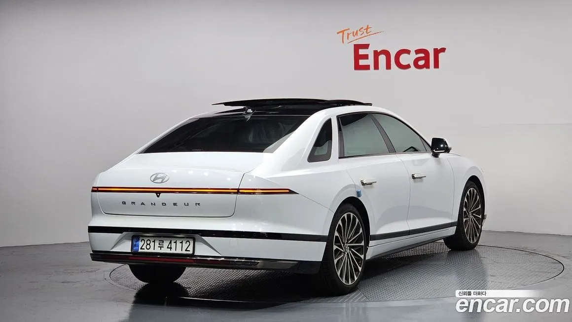 Hyundai Grandeur 2023 из KR, фото 2