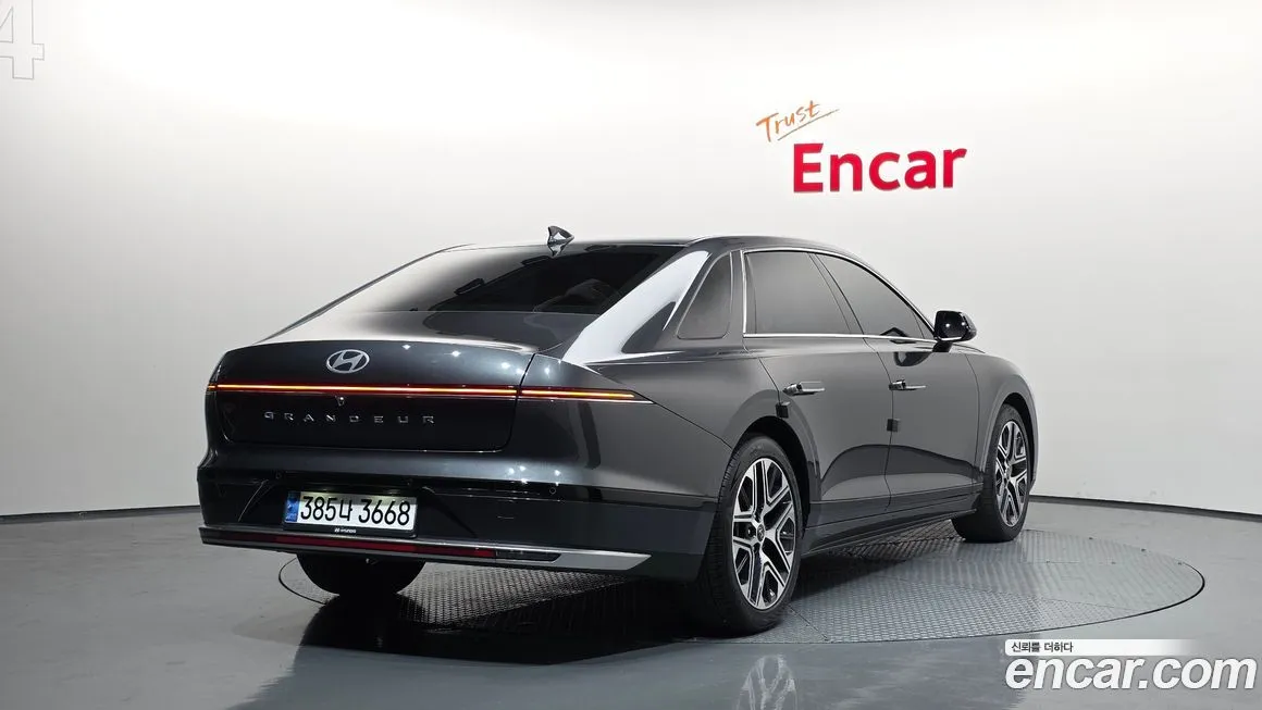 Hyundai Grandeur 2023 из KR, фото 2