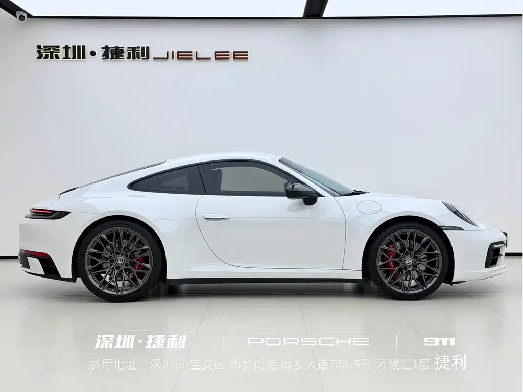 Porsche 911 2023 из CN, фото 3