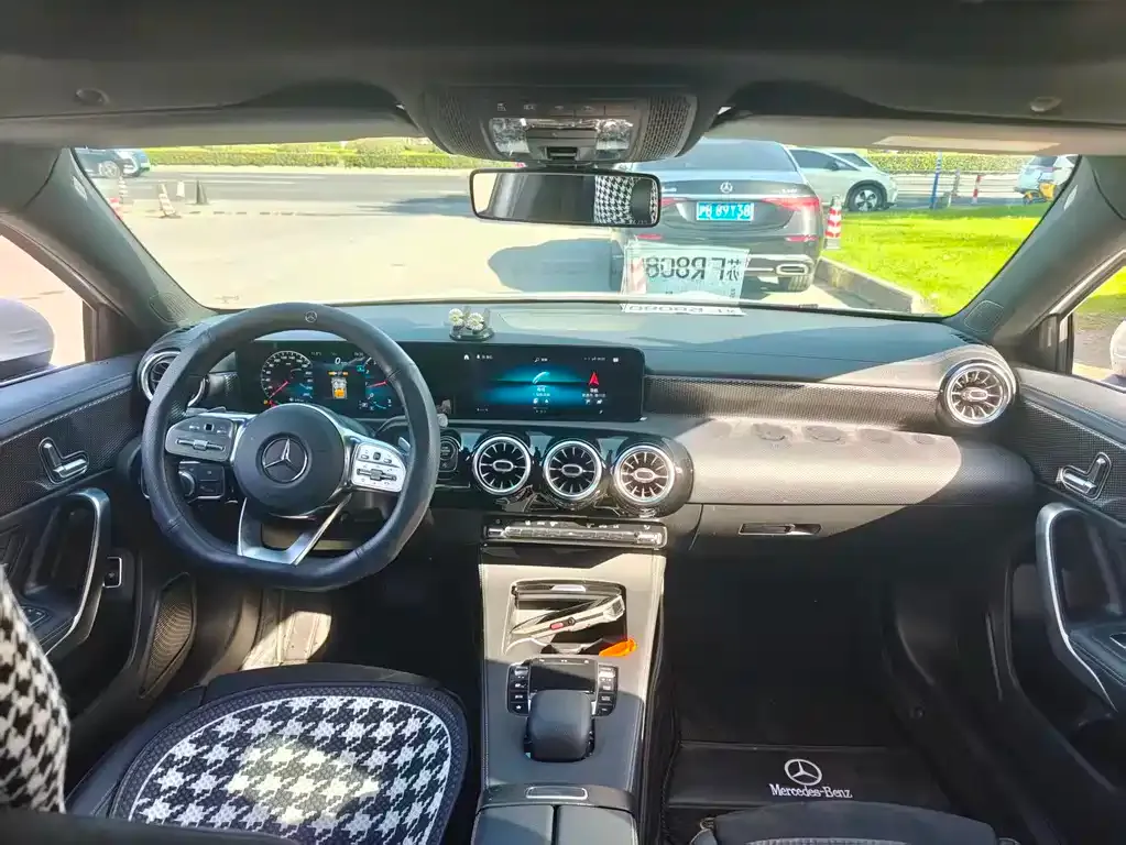Mercedes-Benz A-Class 2022 из CN, фото 4