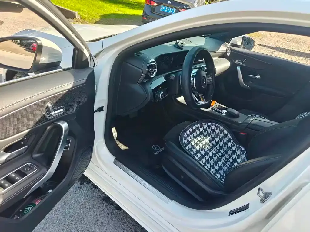Mercedes-Benz A-Class 2022 из CN, фото 8