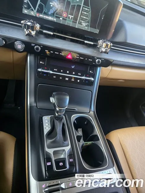 Kia Carnival — фото 10