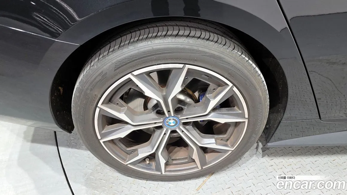 BMW i4 2024 из KR, фото 5