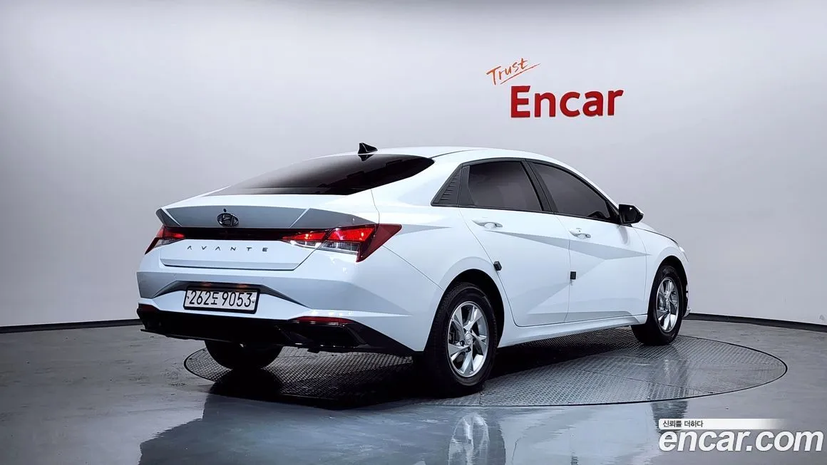 Hyundai AVANTE 2021 из KR, фото 2