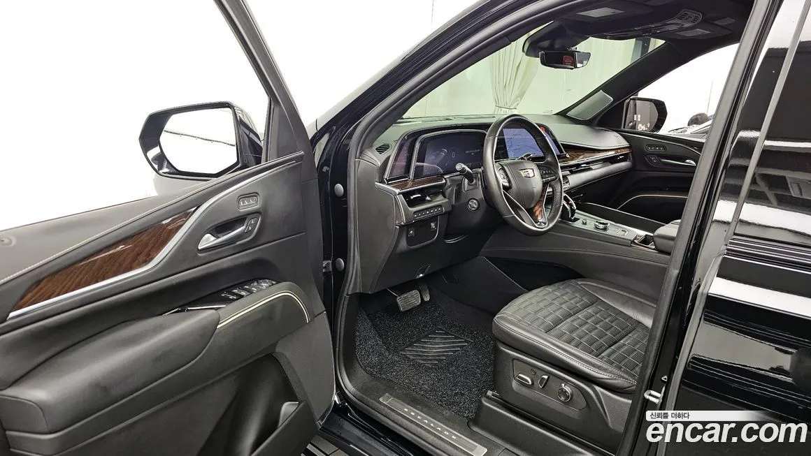 Cadillac Escalade 2023 из KR, фото 10