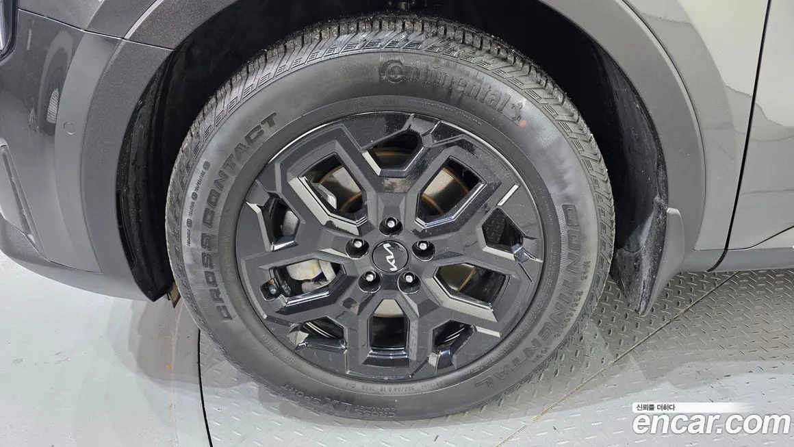 Kia Sorento — фото 5