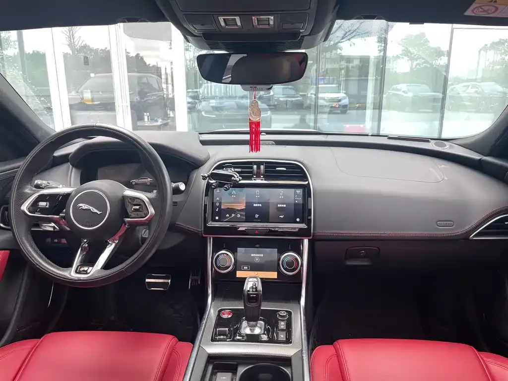 Jaguar XEL 2023 из CN, фото 6