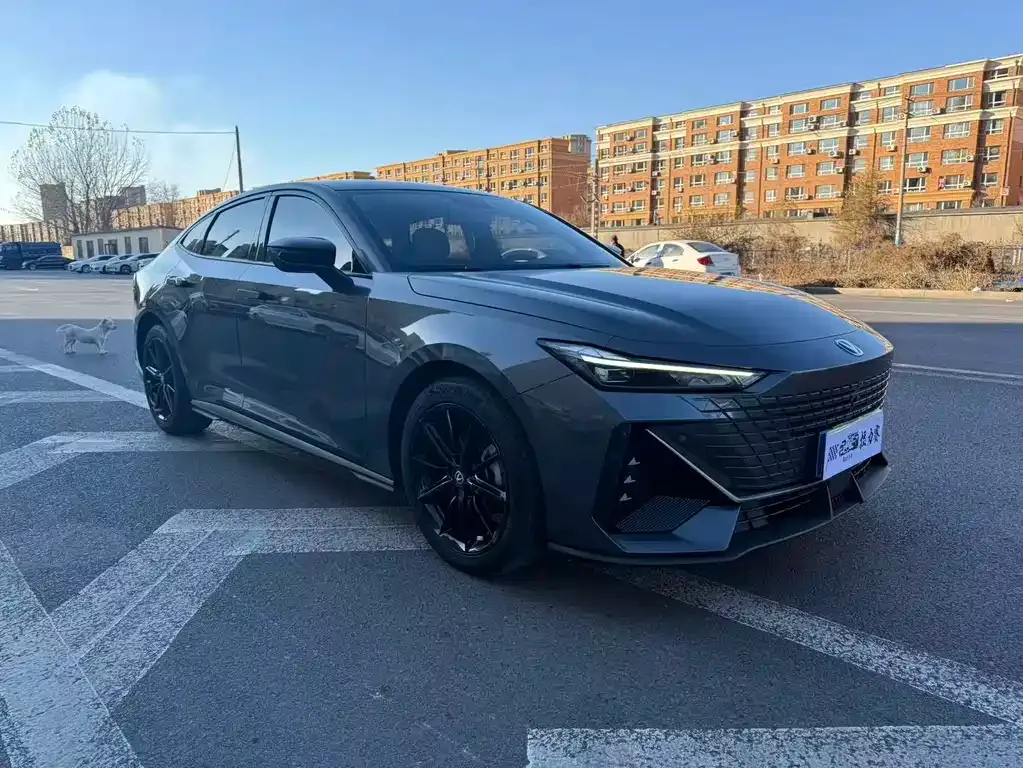 Changan UNI-V 2023 из CN, фото 3
