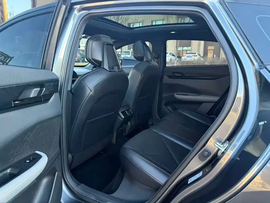 Changan UNI-V 2023 из CN, фото 5