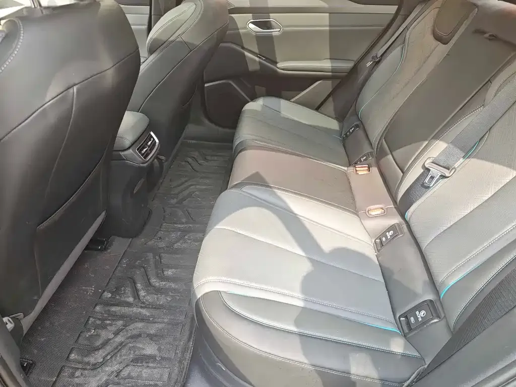 BYD Qin L 2025 из CN, фото 10