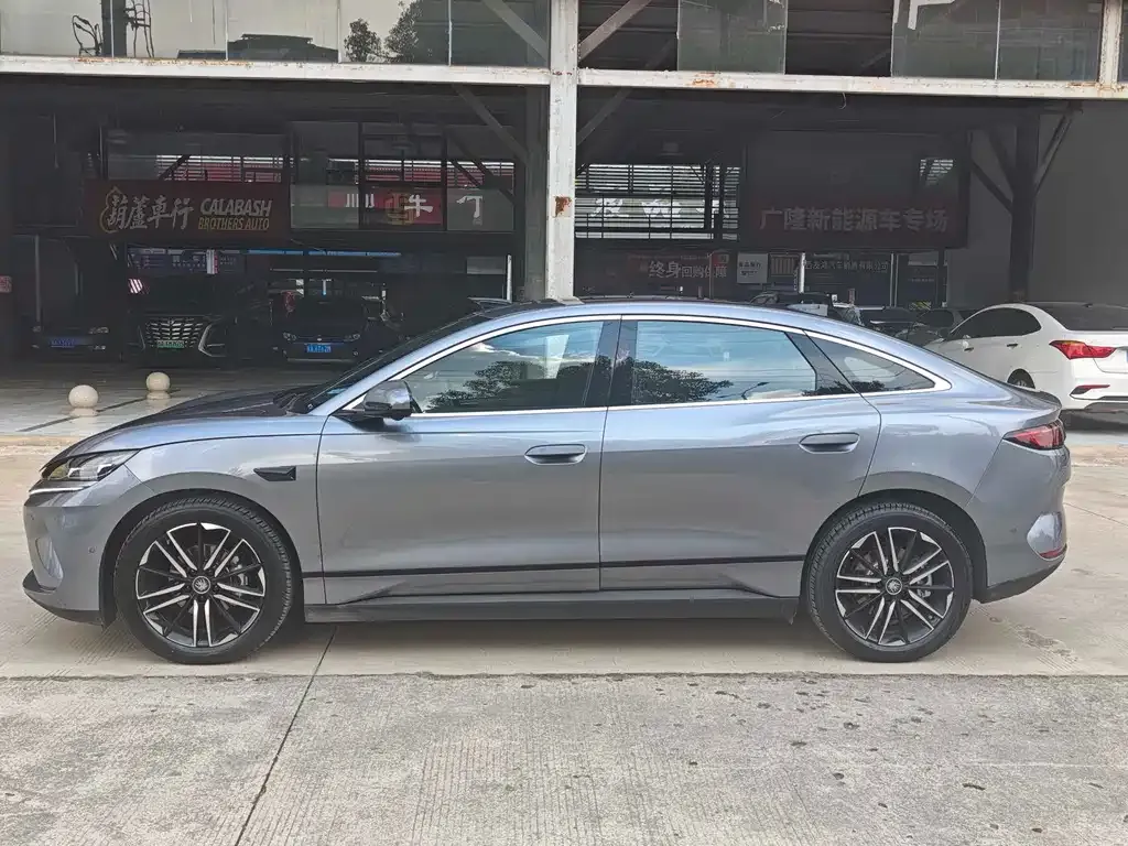 BYD Qin L 2025 из CN, фото 4