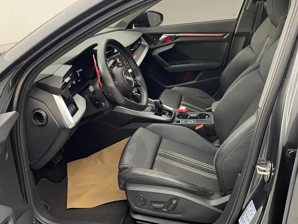 Audi A3 2021 из CN, фото 4