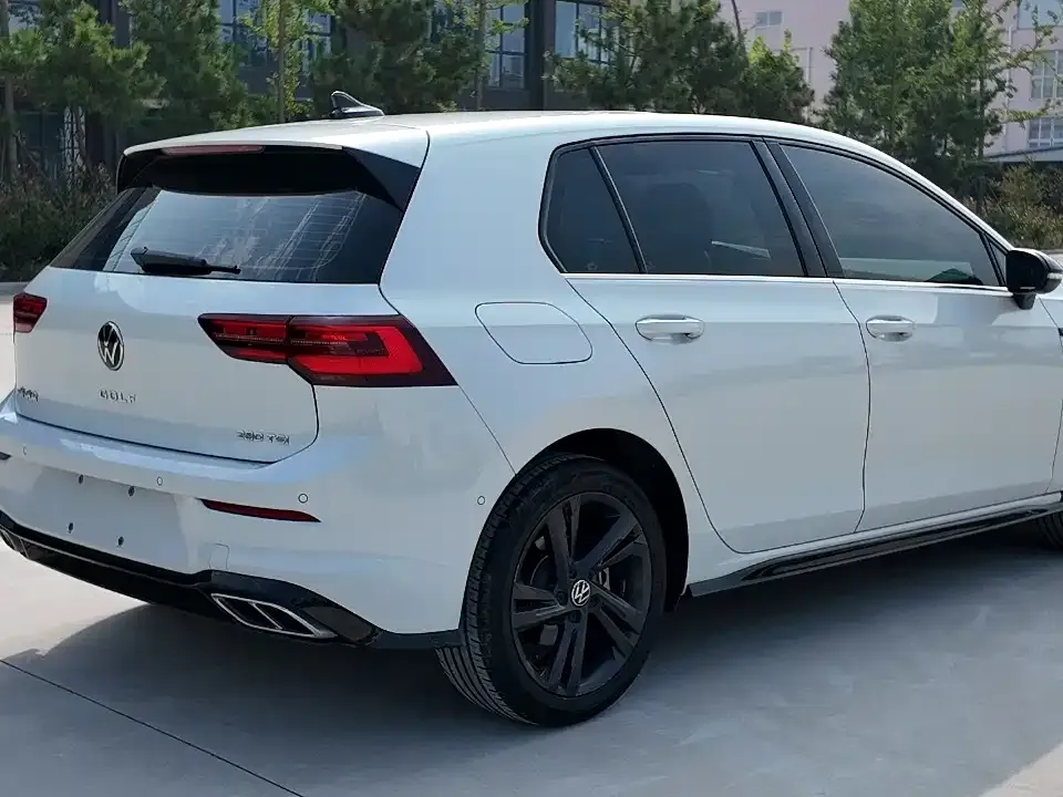 Volkswagen Golf 2022 из CN, фото 6
