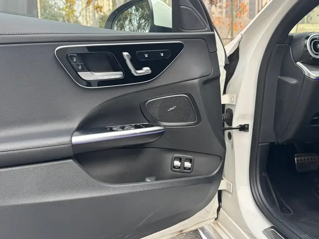 Mercedes-Benz C-Class New Energy 2024 из CN, фото 10