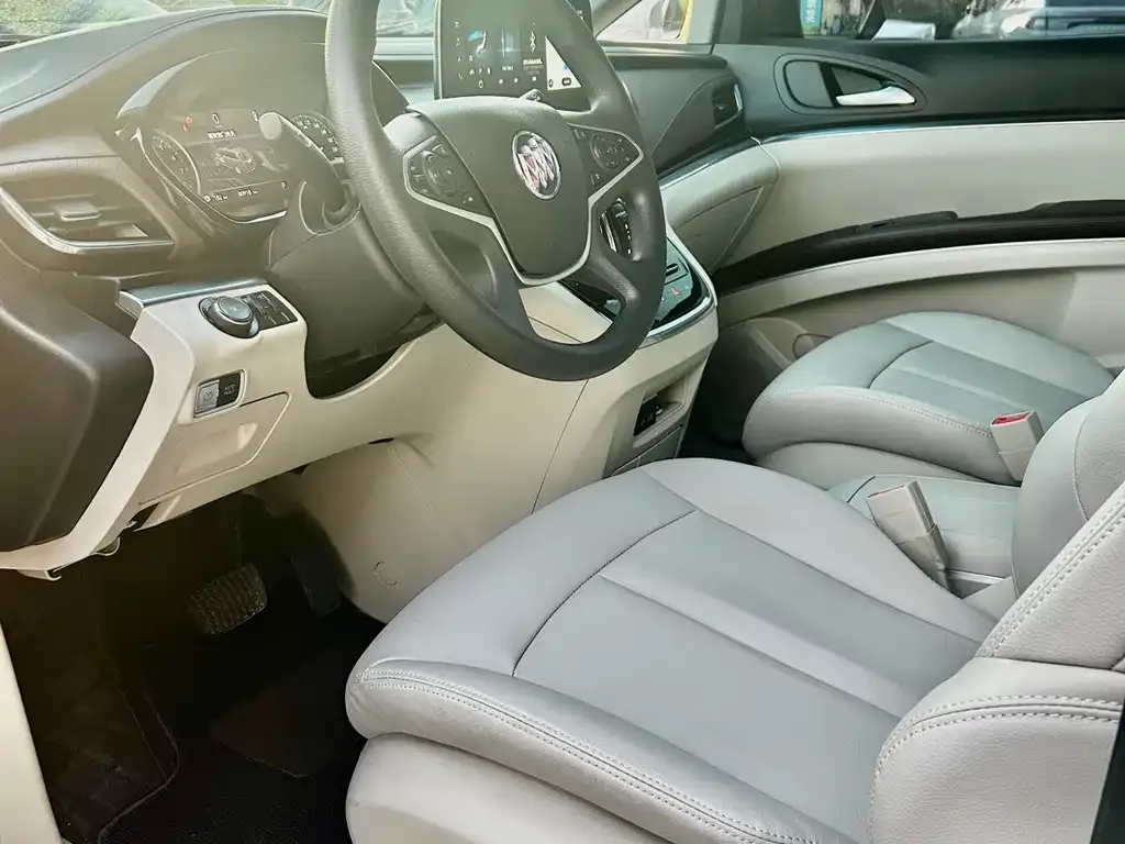 Buick GL8 2023 из CN, фото 7
