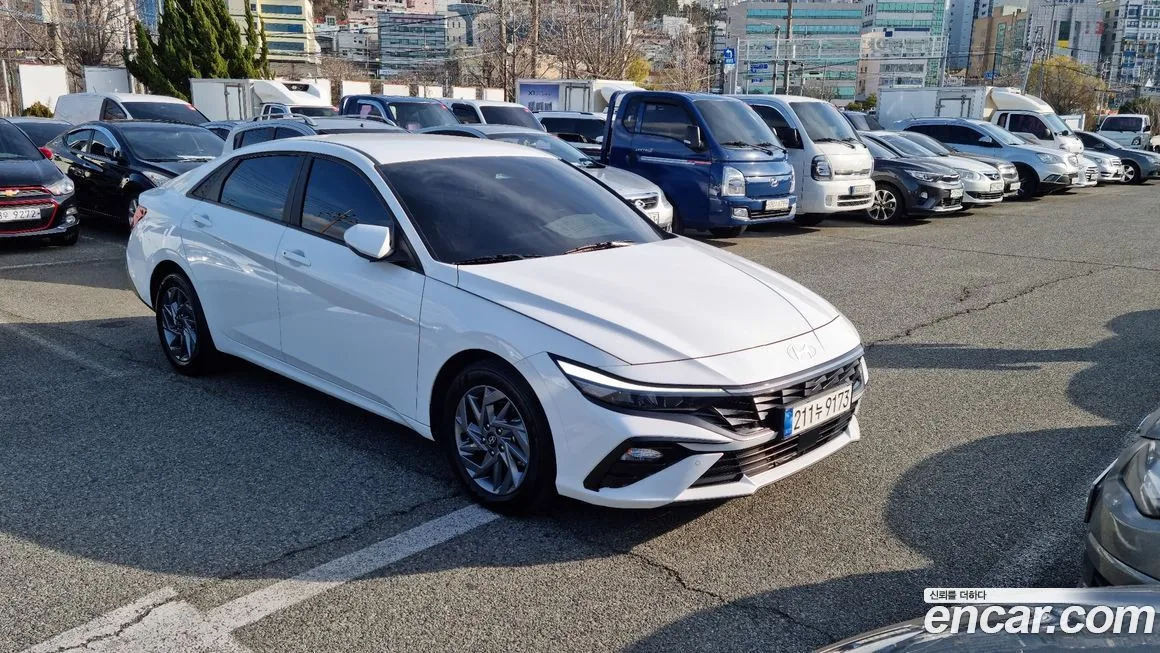 Hyundai AVANTE 2024 из KR, фото 3