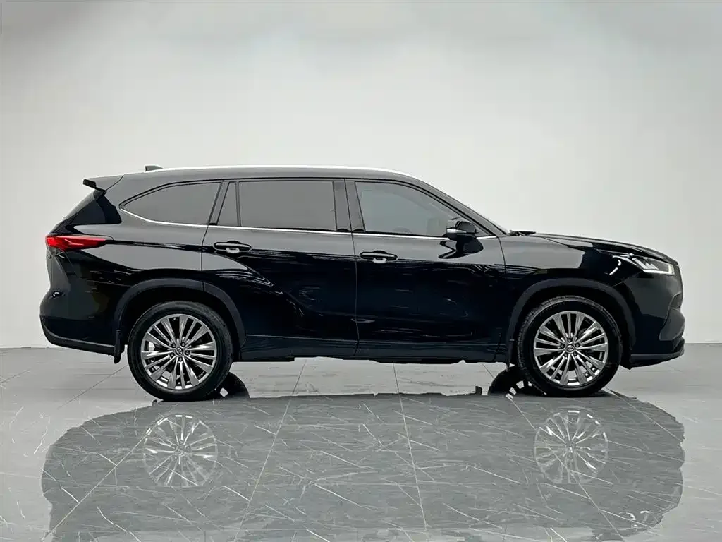 Toyota Highlander 2023 из CN, фото 7