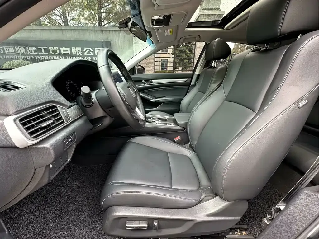 Honda Accord 2022 из CN, фото 10