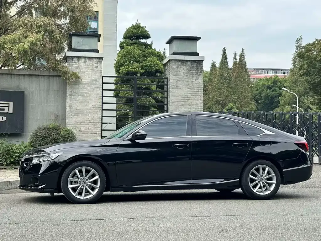 Honda Accord 2022 из CN, фото 7