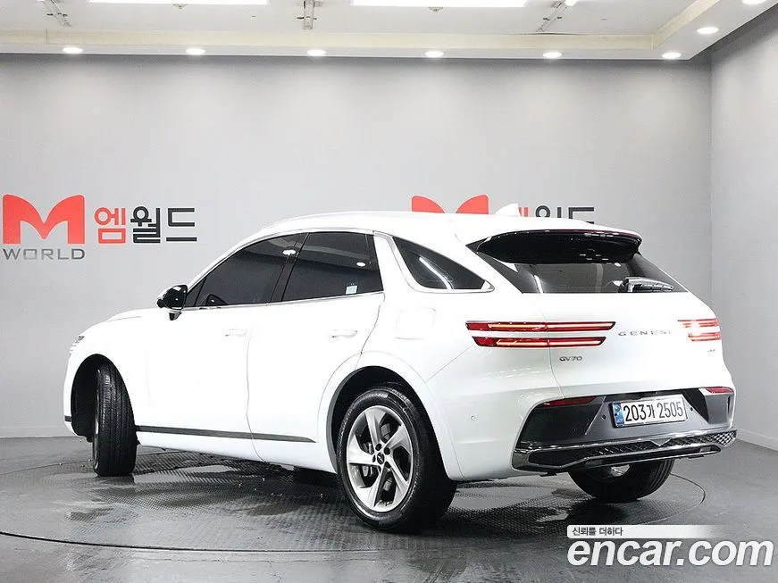 Genesis GV70 2025 из KR, фото 4