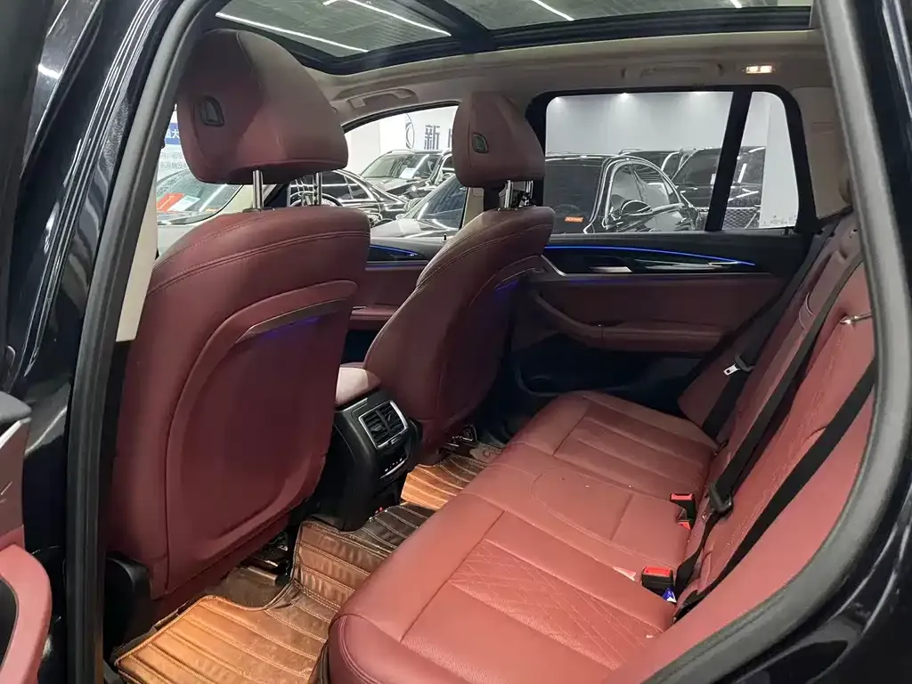 BMW X3 2024 из CN, фото 8