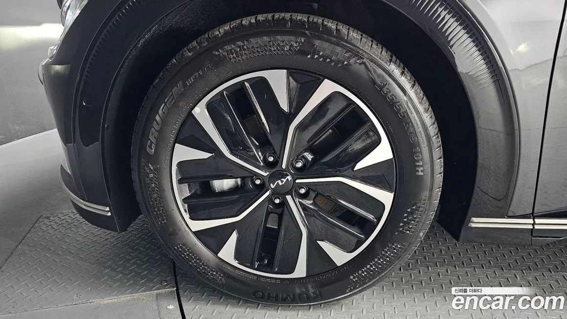 Kia EV6 2023 из KR, фото 5