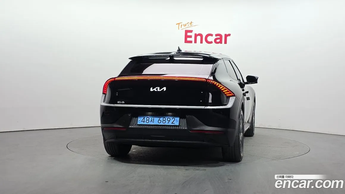 Kia EV6 — фото 4
