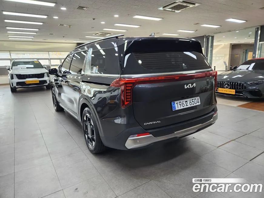 Kia Carnival 2024 из KR, фото 2