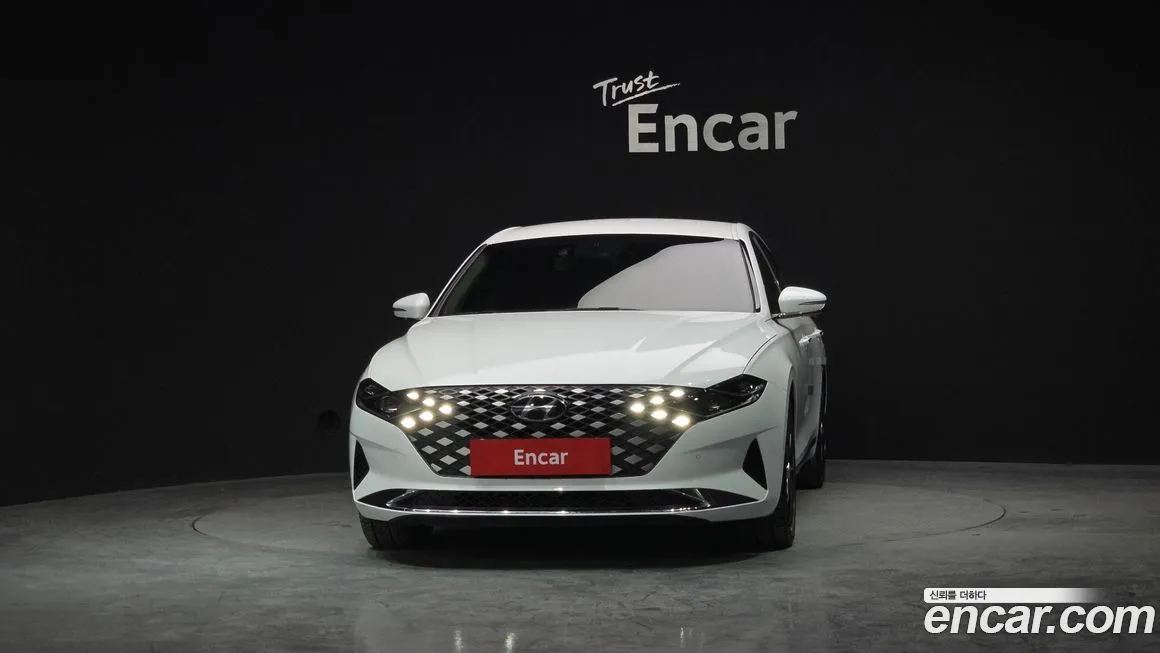 Hyundai Grandeur 2022 из KR, фото 3