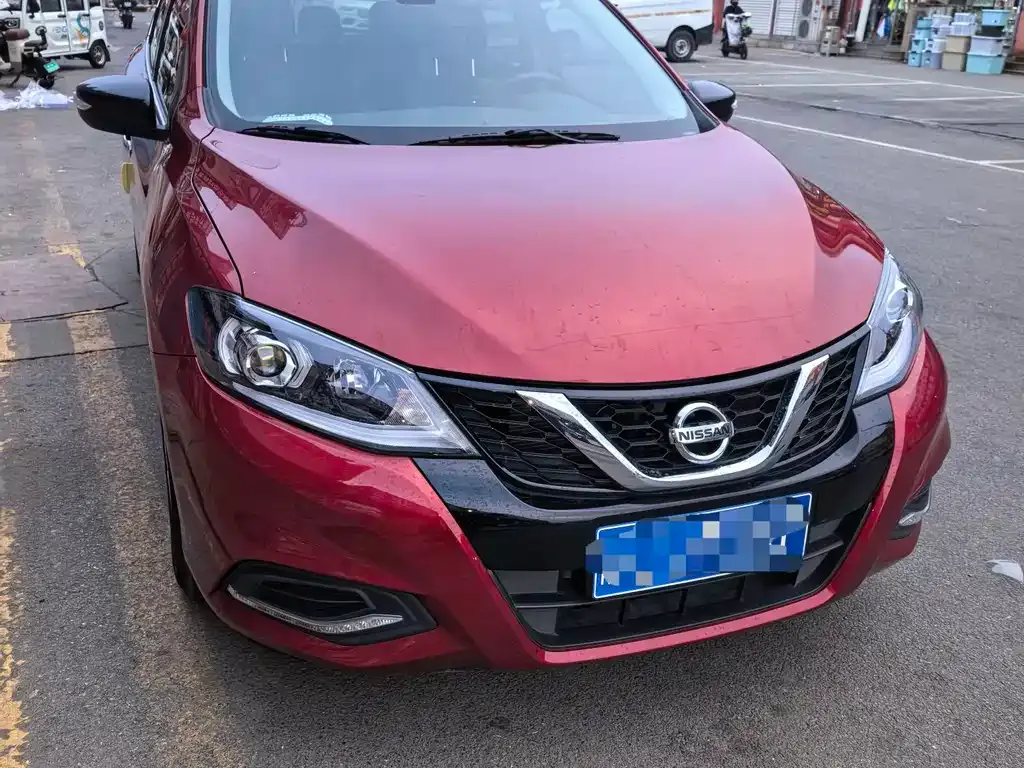 Nissan Tiida 2024 из CN, фото 2