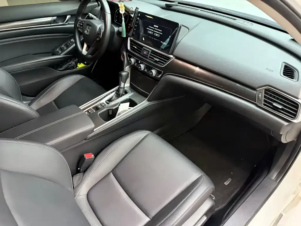 Honda Accord 2022 из CN, фото 10