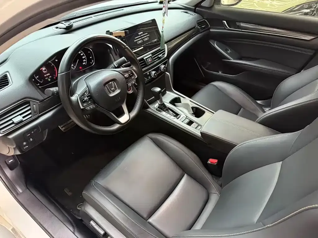 Honda Accord 2022 из CN, фото 5